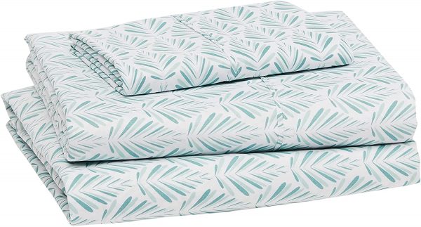 Amazon Basics Lightweight Super Soft Easy Care Microfiber Bed Sheet Set with 14” Deep Pockets - Twin XL, Aqua Fern