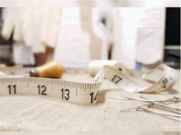 Soft Tape Measure Double Scale Body Sewing Flexible Ruler for Weight Loss Medical Body Measurement Sewing Tailor Craft Vinyl Ruler, Has Centimetre Scale on Reverse Side 60-inch（White） - Image 5