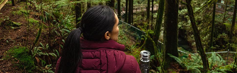 A person enjoying the outdoors with their Santevia Tritan Water bottle. 