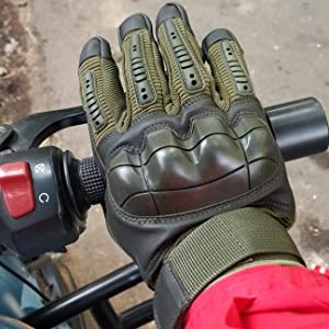 gloves show