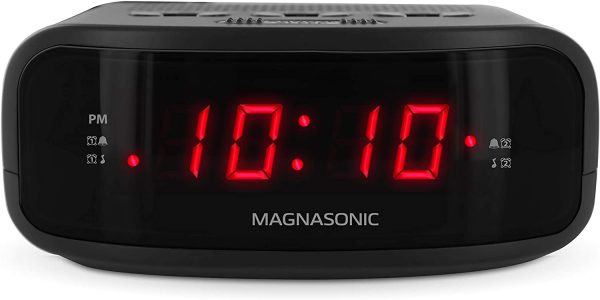 Magnasonic Digital AM/FM Clock Radio with Battery Backup, Dual Alarm, Sleep & Snooze Functions, Display Dimming Option (EAAC200) - Image 3