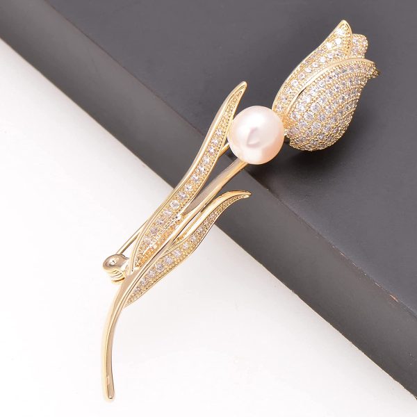 Tulip Flower Shaped Cubic Zirconia Cluster Freshwater Cultured Pear Brooch, Yellow Gold Plating - Image 4