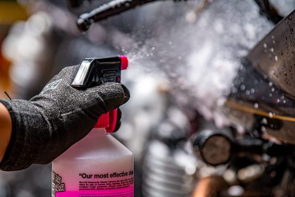 Muc Off 664US Nano-Tech Motorcycle Cleaner, 1 Liter - Fast-Action, Biodegradable Motorbike Cleaning Spray - Safe On All Surfaces and All Types of Motorcycle Pink - Image 2