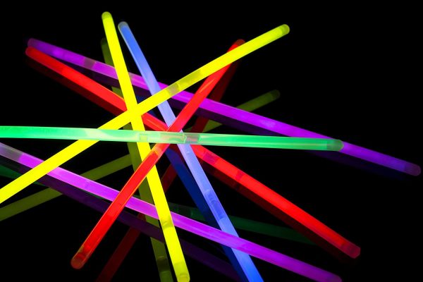 8" Glow Stick Bracelets (Tube of 100 Assorted) - Image 4