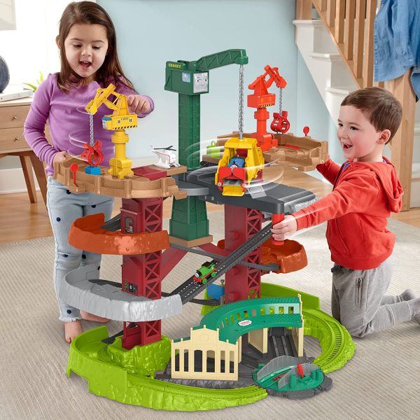 Thomas & Friends Trains & Cranes Super Tower, Motorized Train and Track Set for Preschool Kids Ages 3 Years and up - Image 2