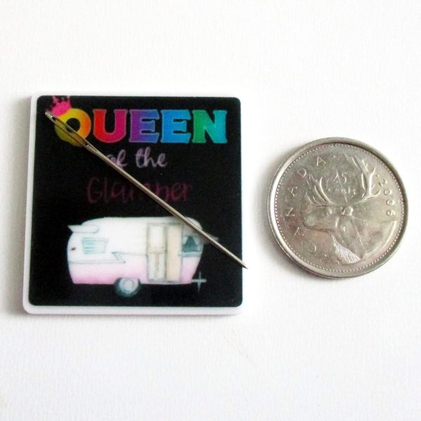 Queen of The Glamper Resin Needle Minder - Image 3