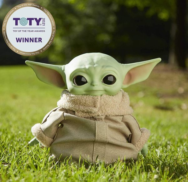 Mattel Star Wars The Child Plush Toy, 11-inch Small Yoda-Like Soft Figure from The Mandalorian, Collectible for Fans, Green - Image 6