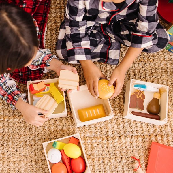 Melissa and Doug Food Groups - Wooden Play Food, Pretend Play, 21 Pieces and 4 Boxes