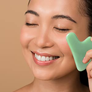 jade gua sha roller skin care neck massager face for facial eye tools rose quartz puffy eyes