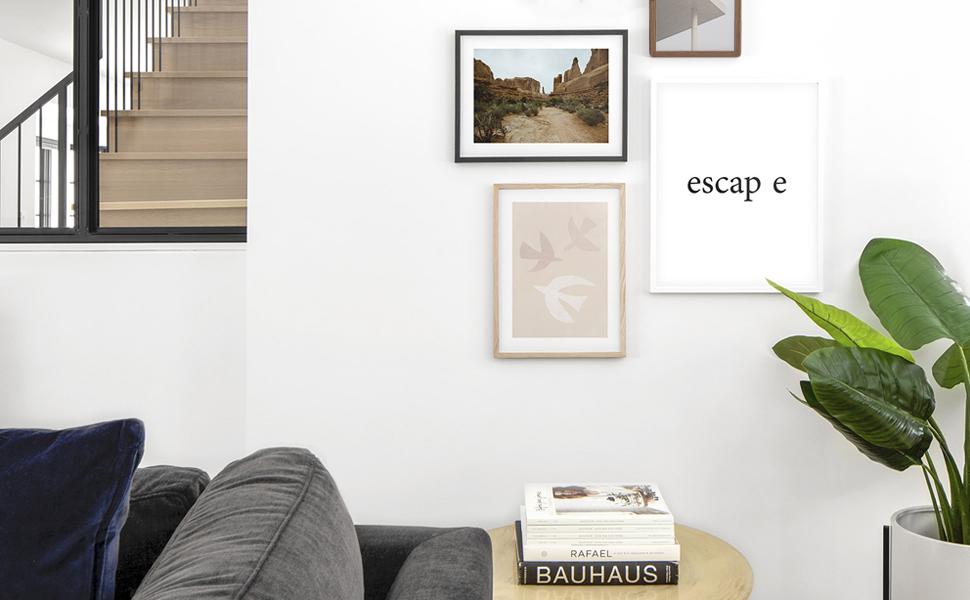 opposite wall pictures frames main banner