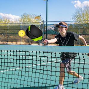 pickleball paddle