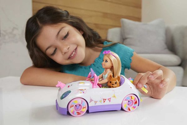 Barbie Club Chelsea Doll 6-inch Blonde, with Open-Top Rainbow Unicorn-Themed Car, Pet Puppy, Sticker Sheet & Accessories, Gift for 3 to 7 Year Olds - Image 5