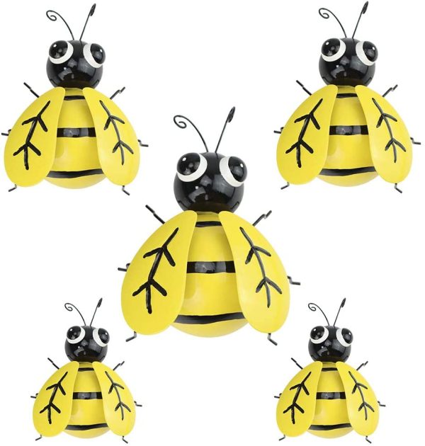 GUIFIER 5 Pieces Metal Bees Outdoor Decor Metal Wall Art Bumble Bee Decorations, 3D Iron Bee Wall Sculpture, Metal Garden Ornaments Hanging Wall Decor for Indoor, Outdoor, Fence, Garden, Yard, Lawn