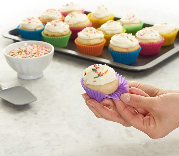 Reusable Silicone Baking Cups, Muffin and Cupcake, Pack of 12 - Image 4